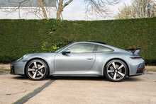 Porsche 911 T 992 Carrera 