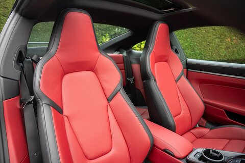 3.0T 992 Carrera Coupe 2dr Petrol PDK Euro 6 (s/s) (394 ps)