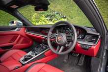 Porsche 911 T 992 Carrera 