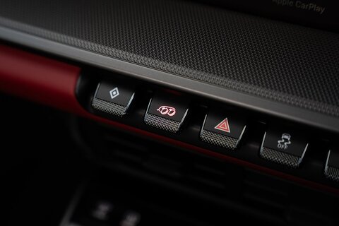 3.0T 992 Carrera Coupe 2dr Petrol PDK Euro 6 (s/s) (394 ps)