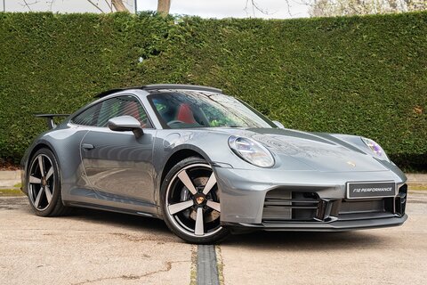 3.0T 992 Carrera Coupe 2dr Petrol PDK Euro 6 (s/s) (394 ps)