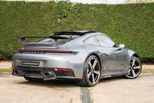 Porsche 911 T 992 Carrera 