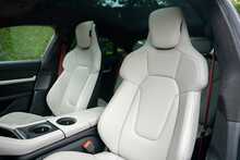 Porsche Taycan Performance Plus Turbo 