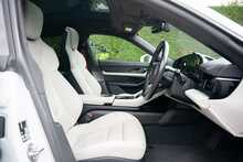 Porsche Taycan Performance Plus Turbo 