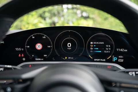 Performance Plus 93.4kWh Turbo Saloon 4dr Electric Auto 4WD (680 ps)