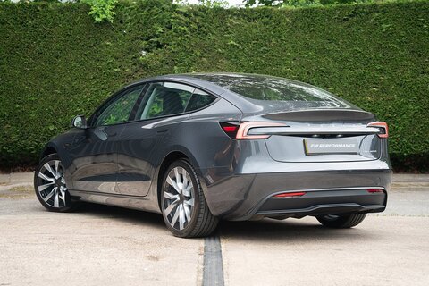 (Dual Motor) Long Range Saloon 4dr Electric Auto 4WDE (306 ps)