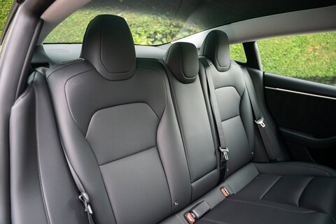 (Dual Motor) Long Range Saloon 4dr Electric Auto 4WDE (306 ps)