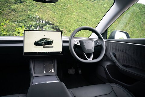 (Dual Motor) Long Range Saloon 4dr Electric Auto 4WDE (306 ps)