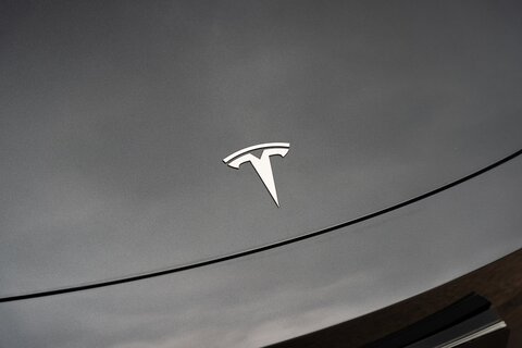 (Dual Motor) Long Range Saloon 4dr Electric Auto 4WDE (306 ps)