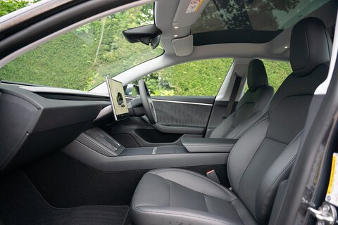 (Dual Motor) Long Range Saloon 4dr Electric Auto 4WDE (306 ps)