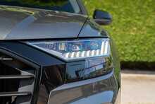 Audi Q8 TFSI V6 Black Edition 