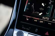 Audi Q8 TFSI V6 Black Edition 