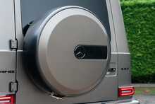 Mercedes-Benz G Class G63 V8 BiTurbo MHEV AMG Magno Edition 