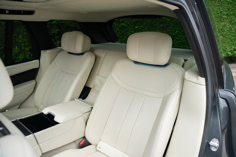 3.0 D350 MHEV Autobiography SUV 5dr Diesel Auto 4WD Euro 6 (s/s) (350 ps)