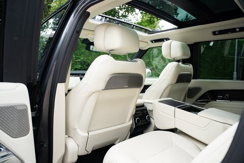 3.0 D350 MHEV Autobiography SUV 5dr Diesel Auto 4WD Euro 6 (s/s) (350 ps)