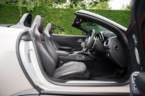 4.0 V8 Roadster 2dr Petrol Auto Euro 6 (510 ps)