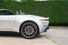 Aston Martin Vantage V8 