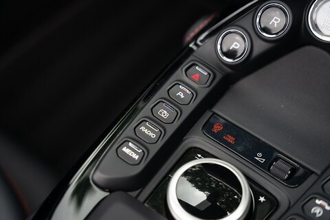 4.0 V8 Roadster 2dr Petrol Auto Euro 6 (510 ps)