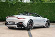 Aston Martin Vantage V8 