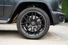 Mercedes-Benz G Class G63 V8 BiTurbo AMG Carbon Edition 