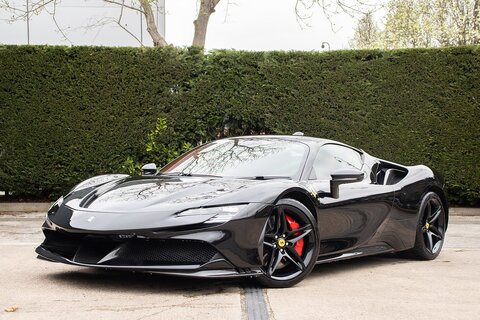 4.0T V8 7.9kWh Coupe 2dr Petrol Plug-in Hybrid F1 DCT 4WD Euro 6 (s/s) (986 ps)