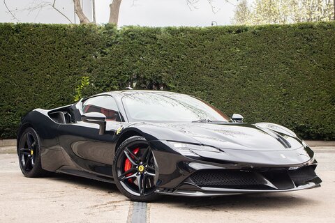 4.0T V8 7.9kWh Coupe 2dr Petrol Plug-in Hybrid F1 DCT 4WD Euro 6 (s/s) (986 ps)