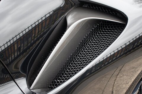 4.0T V8 7.9kWh Coupe 2dr Petrol Plug-in Hybrid F1 DCT 4WD Euro 6 (s/s) (986 ps)