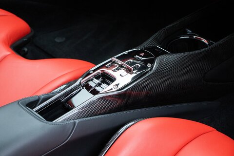 4.0T V8 7.9kWh Coupe 2dr Petrol Plug-in Hybrid F1 DCT 4WD Euro 6 (s/s) (986 ps)