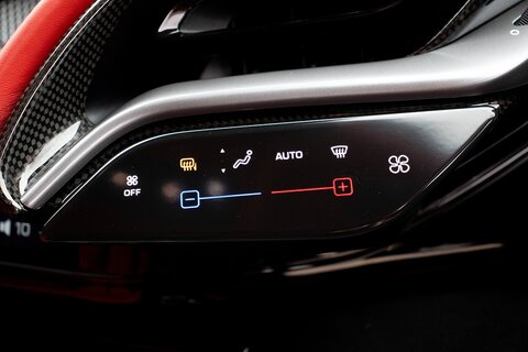 4.0T V8 7.9kWh Coupe 2dr Petrol Plug-in Hybrid F1 DCT 4WD Euro 6 (s/s) (986 ps)