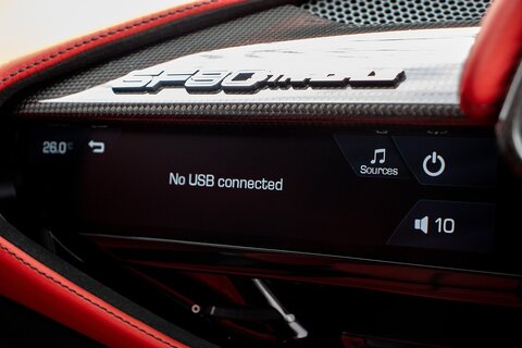 4.0T V8 7.9kWh Coupe 2dr Petrol Plug-in Hybrid F1 DCT 4WD Euro 6 (s/s) (986 ps)