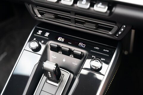 3.7T 992 Turbo S Coupe 2dr Petrol PDK 4WD Euro 6 (s/s) (650 ps)