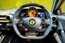 Ferrari 812 Superfast V12 