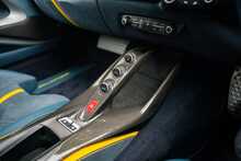 Ferrari 812 Superfast V12 