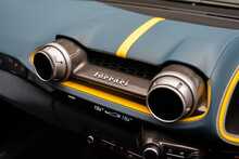 Ferrari 812 Superfast V12 