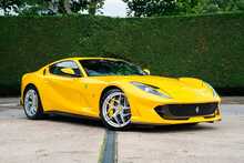 Ferrari 812 Superfast V12 