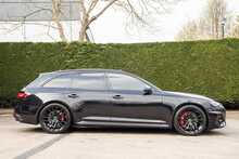 Audi RS4 Avant TFSI V6 Carbon Black 