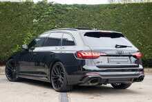 Audi RS4 Avant TFSI V6 Carbon Black 
