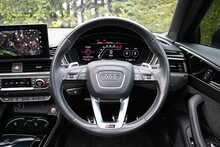 Audi RS4 Avant TFSI V6 Carbon Black 
