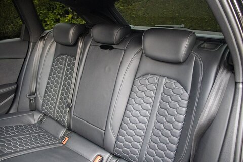 2.9 TFSI V6 Carbon Black Estate 5dr Petrol Tiptronic quattro Euro 6 (s/s) (450 ps)