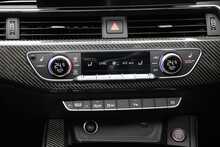 Audi RS4 Avant TFSI V6 Carbon Black 