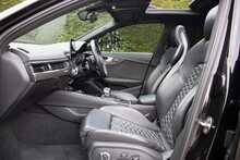 Audi RS4 Avant TFSI V6 Carbon Black 