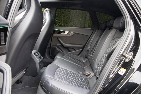 2.9 TFSI V6 Carbon Black Estate 5dr Petrol Tiptronic quattro Euro 6 (s/s) (450 ps)