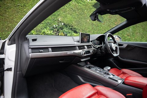 3.0 TFSI V6 Sportback 5dr Petrol Tiptronic quattro Euro 6 (s/s) (354 ps)