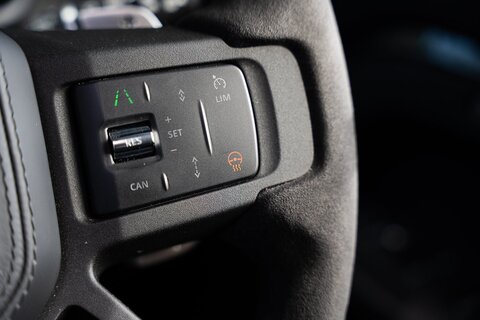5.0 P525 V8 Carpathian Edition SUV 5dr Petrol Auto 4WD Euro 6 (s/s) (525 ps)