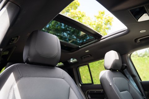 3.0 D250 MHEV X-Dynamic SE SUV 5dr Diesel Auto 4WD Euro 6 (s/s) (250 ps)