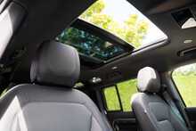 Land Rover Defender 110 D250 MHEV X-Dynamic SE 