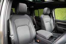 Land Rover Defender 110 D250 MHEV X-Dynamic SE 