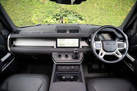 3.0 D250 MHEV X-Dynamic SE SUV 5dr Diesel Auto 4WD Euro 6 (s/s) (250 ps)