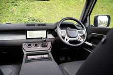 Land Rover Defender 110 D250 MHEV X-Dynamic SE 
