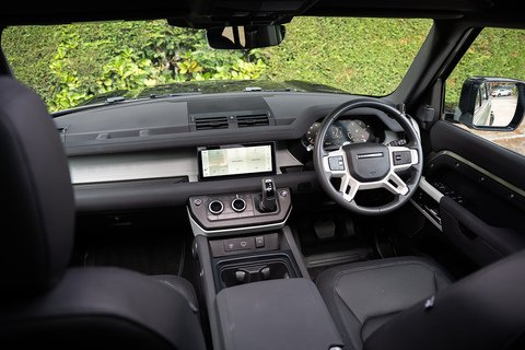 3.0 D250 MHEV X-Dynamic SE SUV 5dr Diesel Auto 4WD Euro 6 (s/s) (250 ps)